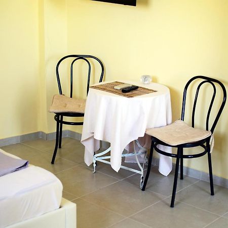 Erato Agios Nikolaos Appartment Екстер'єр фото