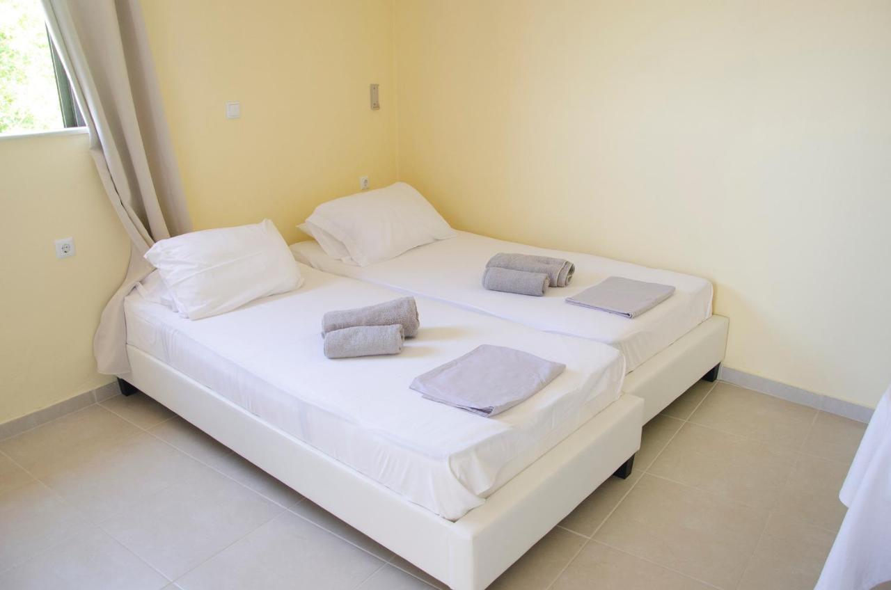 Erato Agios Nikolaos Appartment Екстер'єр фото