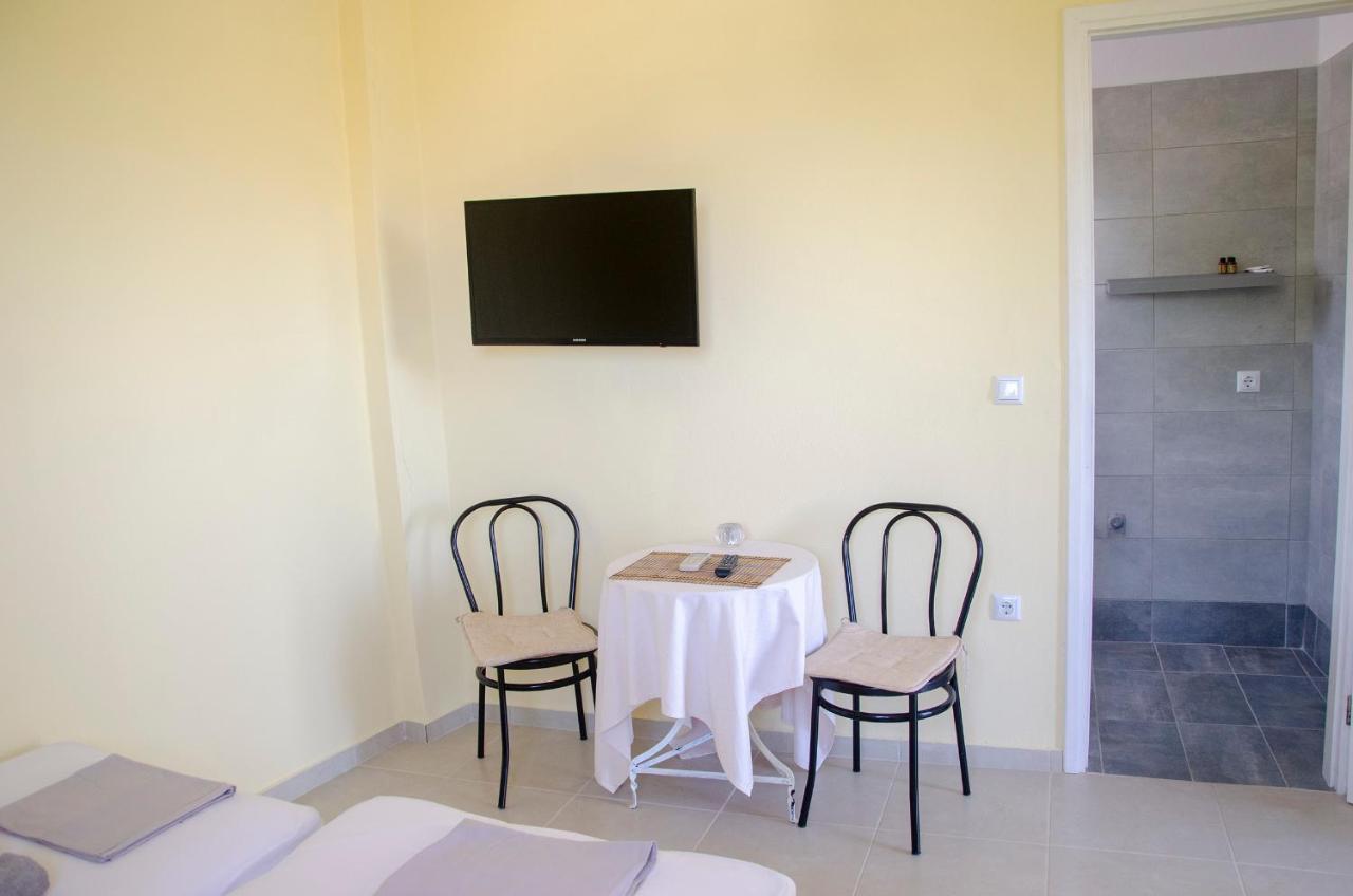 Erato Agios Nikolaos Appartment Екстер'єр фото