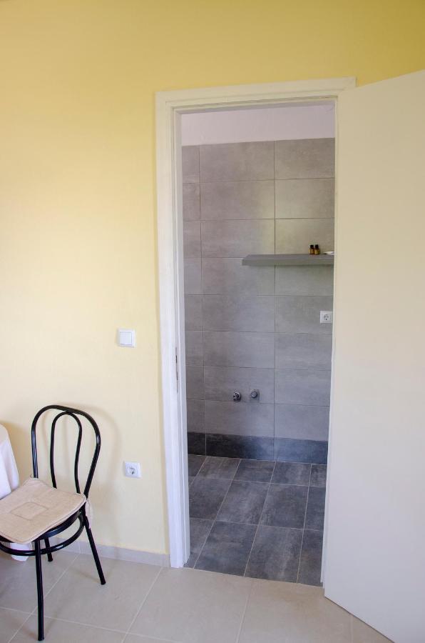 Erato Agios Nikolaos Appartment Екстер'єр фото